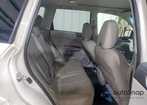 2013 Subaru Forester Limited z USA, uszkodzony, nr VIN JF2SHAEC4DH443755